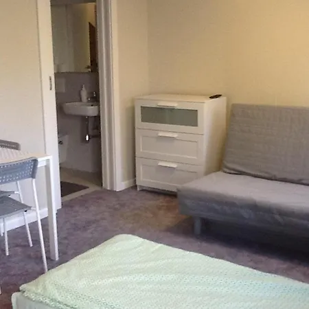 Goscinne Przy Plazy Privatunterkunft Rewa