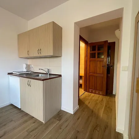 Goscinne Przy Plazy Privatunterkunft Rewa