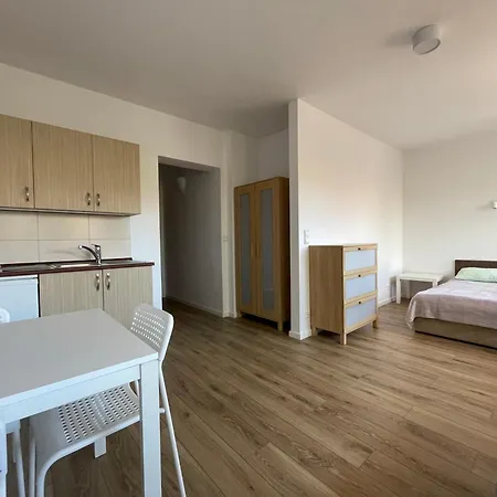 Goscinne Przy Plazy * Rewa